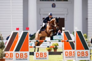 Für den Deutschen Vizemeister von 2016, Christian Hess - hier mit Claron - ist das Pferdefestival Redefin ein "tolles Turnier mit persönliche Atmosphäre und Super-Bedingungen". (Foto: Stefan Lafrentz)